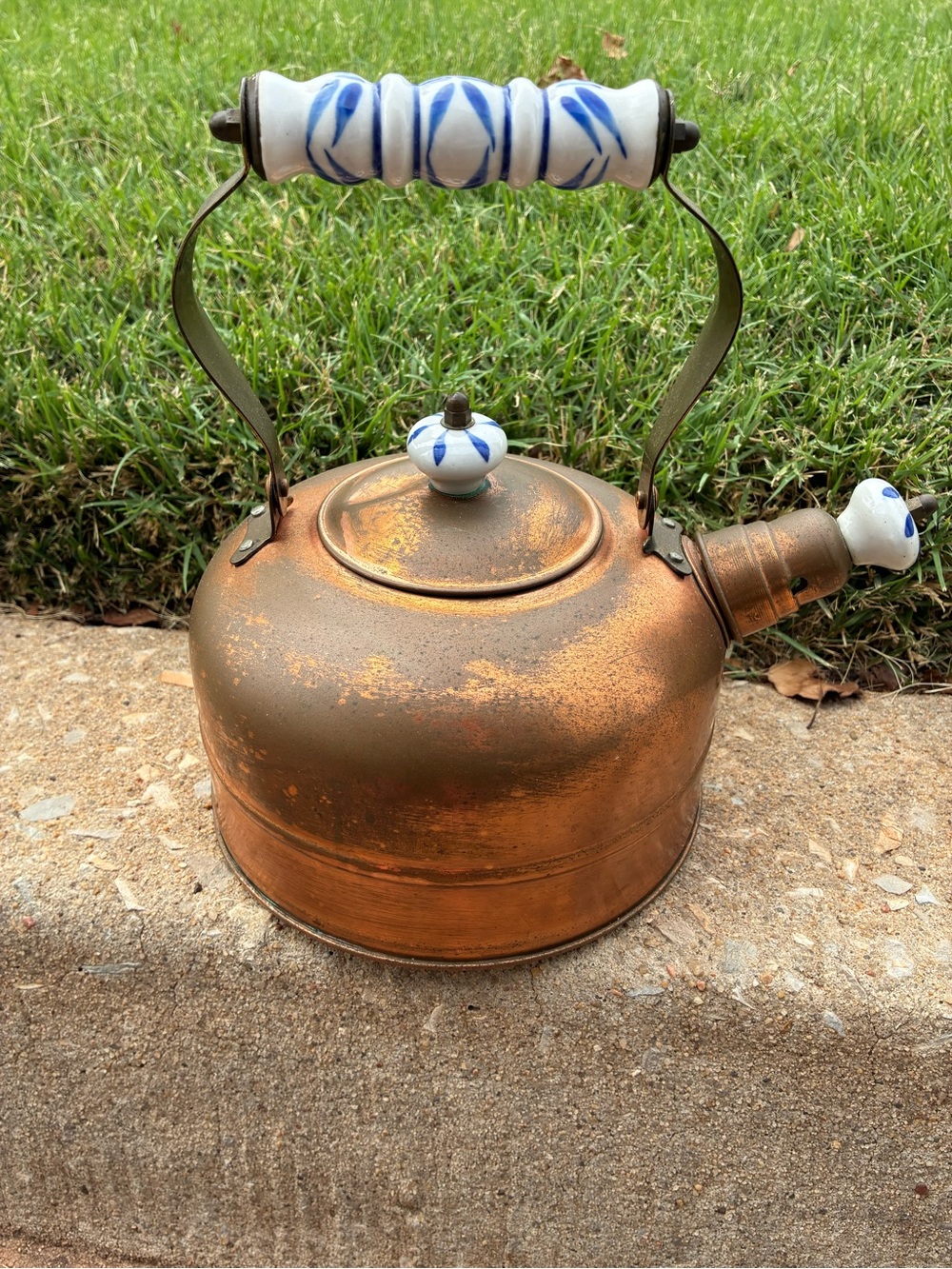 Vintage Copper Tea Kettle Teapot blue and white handle